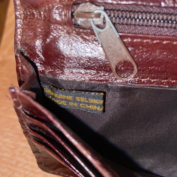 Genuine Eel-skin BiFold Compartment Brown Vintage Wallet. - Picture 5 of 6